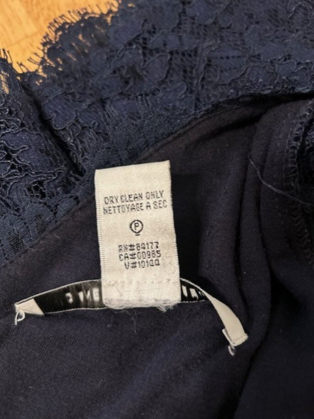 Diane von Furstenberg DVF Zarita Navy Blue Lace Dress Size 4 Full Zip - Picture 7 of 7